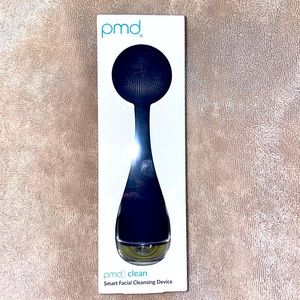 BNIB PMD Clean smart Facial Cleansing Device